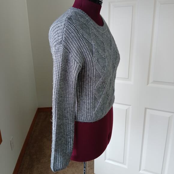 Windsor Cable Knit Vibes Crop Sweater XS soft heather grey long sleeves - Picture 4 of 14